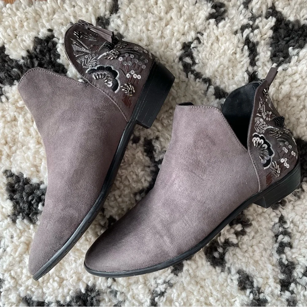KENNETH COLE REACTION🖤 Ankle Booties w/ Beaded & Sequin Detail 🖤